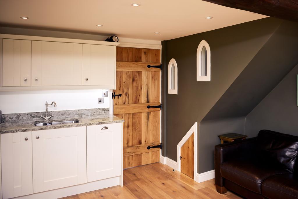 Crossroads Farm - Queen Anne'S Stable Box  Room photo